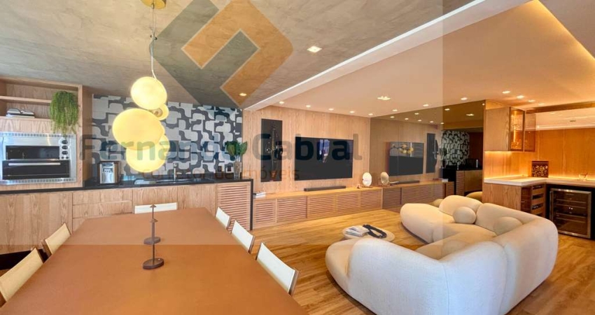 Cobertura de luxo no Ingá - Niterói-RJ: 3 quartos, 3 suítes, 4 banheiros, 4 vagas, 239m² de puro conforto!
