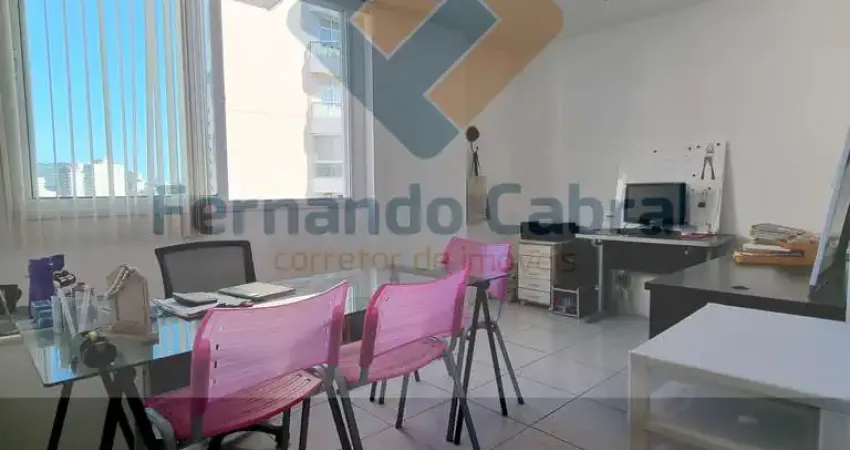 Sala comercial com 1 sala para alugar no Santa Rosa, Niterói 