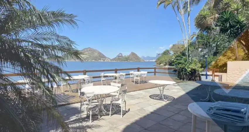 Casa cinematográfico à venda são francisco, com praia particular!