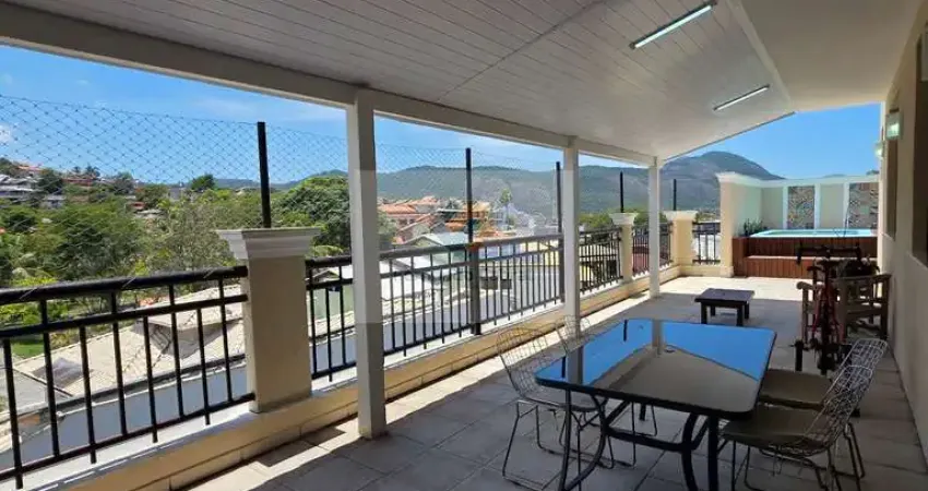 Cobertura à venda em Niterói-RJ, Piratininga: 4 quartos, 2 suítes, 1 sala, 220 m² de área. Aproveite!