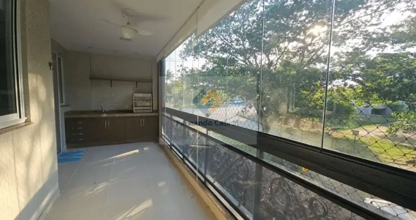 Imperdível! Apartamento à venda em Camboinhas, Niterói-RJ, com 4 quartos, 1 suíte, 129m² e 2 vagas de garagem. Aproveite!