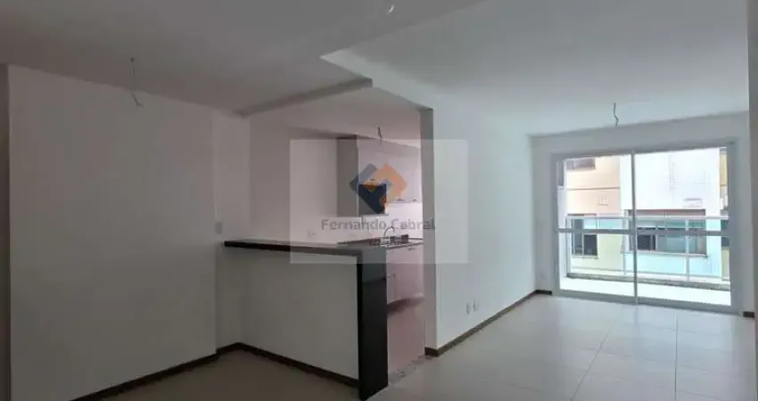 Apartamento à venda em Santa Rosa, Niterói-RJ: 2 quartos, 1 suíte, 1 sala, 2 banheiros, 1 vaga de garagem, 81,73 m² de área.