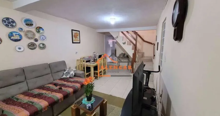 Sobrado com 3 dormitórios à venda, 150 m² por R$ 349.000,00 - São Mateus - São Paulo/SP