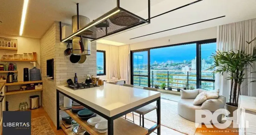 Apartamento de 72 m2 para alugar com 1 suíte, banheiro social com depósito e 2 vagas, finamente mobiliado e decorado.