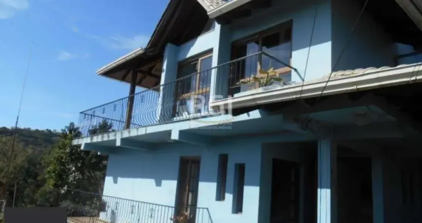 Casa para Venda - 185m², 4 dormitórios, sendo 2 suites, 4 vagas - Nonoai