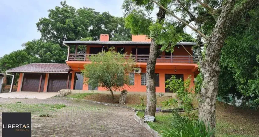 Sobrado para Venda - 200m², 3 dormitórios, sendo 1 suites, 3 vagas - Belém Novo