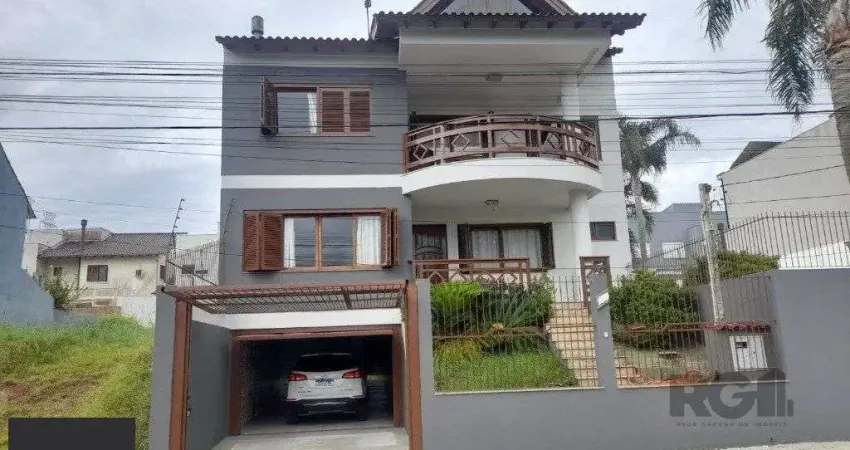 Casa Condominio para Venda - 237.24m², 3 dormitórios, sendo 1 suites, 2 vagas - Alto Petrópolis
