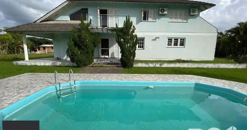 Chácara / sítio com 4 quartos à venda na Avenida Edgar Pires de Castro, 7247, Lageado, Porto Alegre