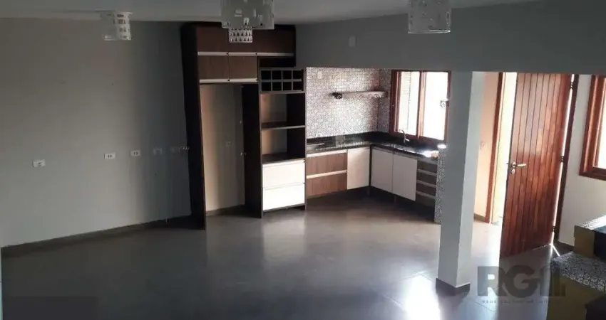 Casa com 2 quartos à venda na Rua Pedro Nelo Antunes, 400, Mário Quintana, Porto Alegre