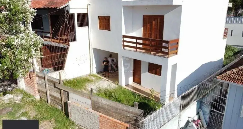 Casa para Venda - 23m², 3 dormitórios, sendo 1 suites, 1 vaga - Medianeira