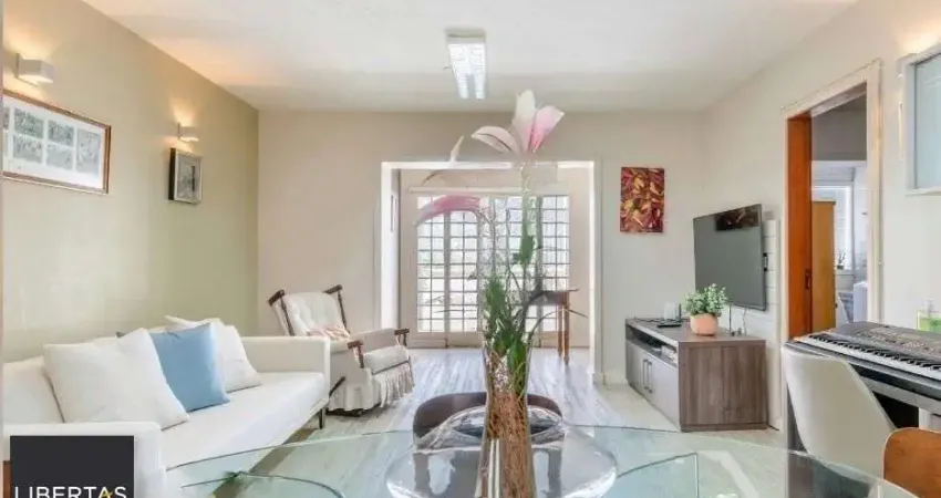 Casa para Venda no bairro Independência, em Porto Alegre / RS