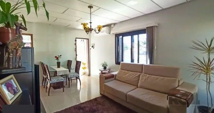 Casa com 3 quartos à venda na Rua Barcelona, 55, Lomba do Pinheiro, Porto Alegre