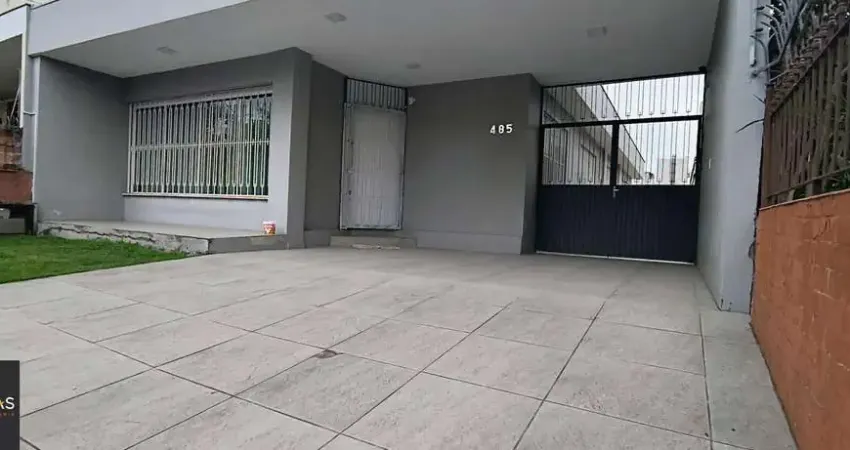Casa com 4 quartos à venda na Rua Adão Baino, 485, Cristo Redentor, Porto Alegre