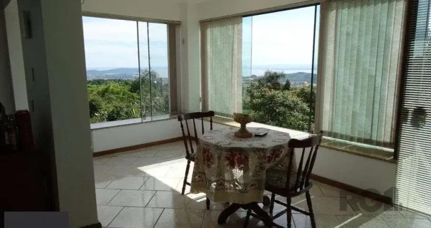 Casa com 2 quartos à venda na Rua Dona Lida Monteiro, 310, Teresópolis, Porto Alegre