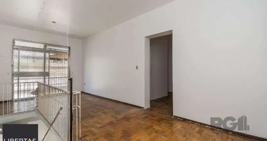 Excelente casa de 132m² com 4 dormitórios no centro histórico.