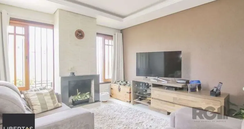 Casa 115m² - 3 dormitórios, 3 vagas no bairro Jardim Leopoldina