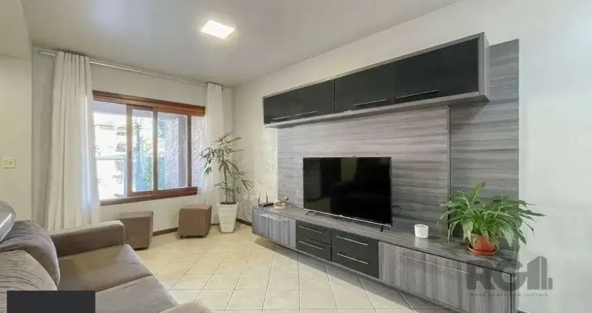 Casa com 3 quartos à venda na Rua Helio Felix Frey, 162, Espírito Santo, Porto Alegre