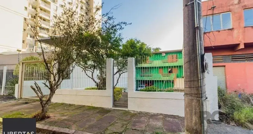 Casa 242m² - 5 dormitórios, 6 vagas no bairro Cristo Redentor