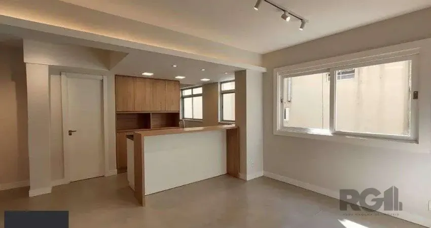 Apartamento semi mobiliado, 67m², 2 dormitórios, 1 vaga no bairro Petrópolis