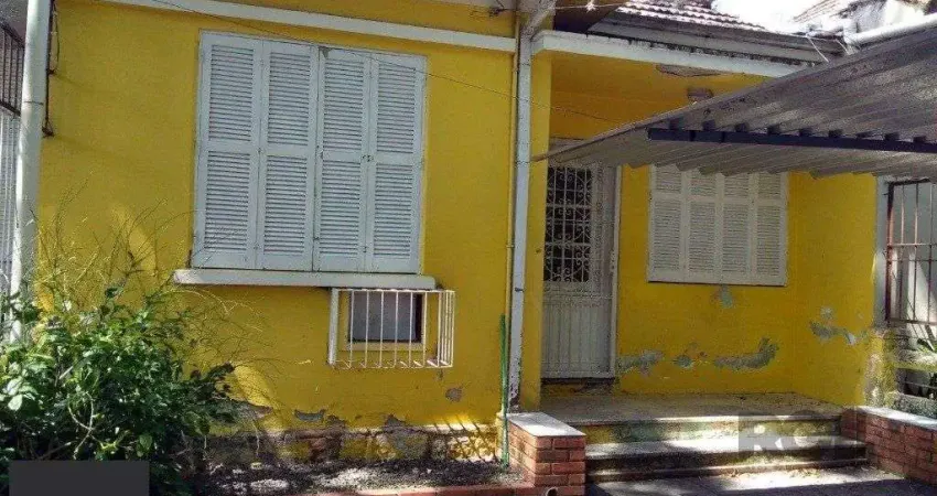 Casa com 3 quartos, 1 vaga e 110m² Travessa Ouvidor - Santo Antônio, Porto Alegre