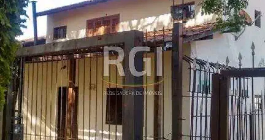 Casa para Venda - 200m², 4 dormitórios, sendo 1 suites, 3 vagas - Sarandí