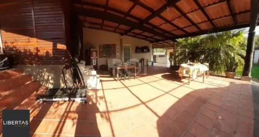 Sítio para Venda - 3000m², 4 dormitórios, sendo 1 suites, 3 vagas - Lageado