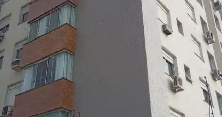 Apartamento 2 dormitórios , churrasqueira , elevador , 1 vaga de garagem descoberta !