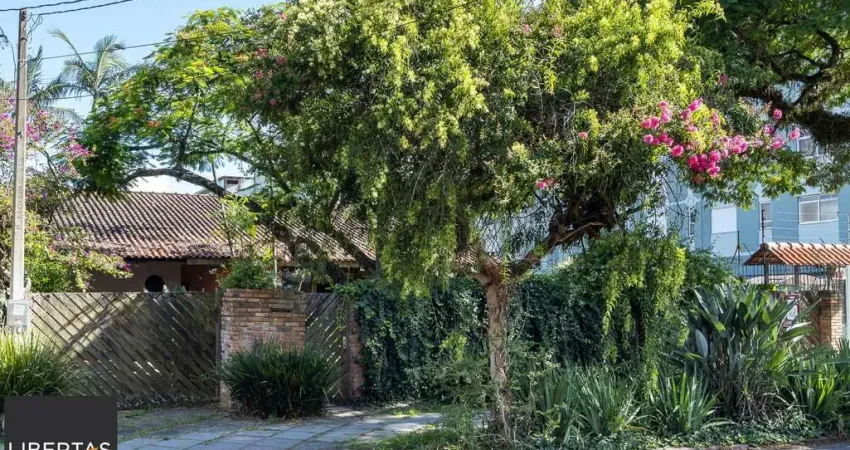 Terreno à venda na Rua Chico Pedro, 174, Camaquã, Porto Alegre