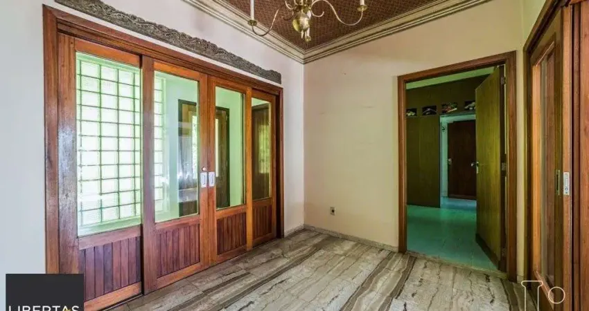 Casa para Venda - 450m², 3 dormitórios, sendo 1 suites, Vila Conceição