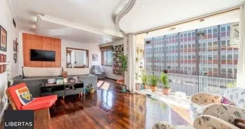 Apartamento com 3 quartos,1 suíte, elevador na independência.