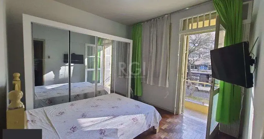 Apartamento com 2 quartos à venda na Avenida Venâncio Aires, 169, Azenha, Porto Alegre