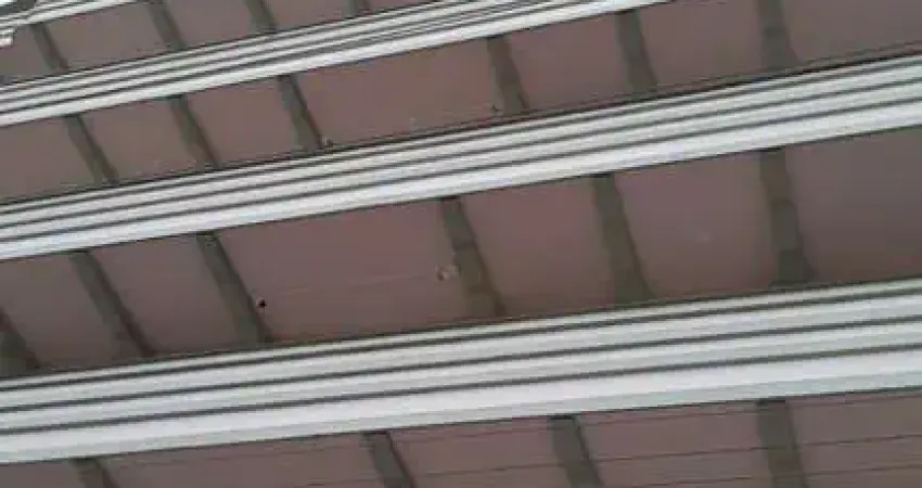 investidores - Excelente e amplo apartamento 2D LOCADO na Cidade Baixa, Porto Alegre, Preço Atrativo.