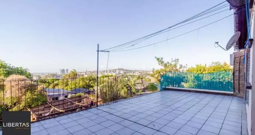 Libertas Imobiliária aluga casa com 200m² construídos no bairro Tristeza