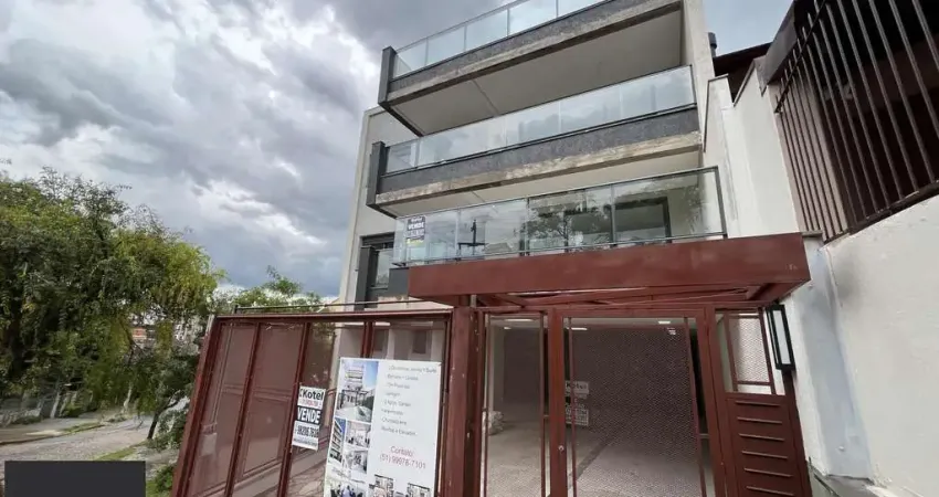 Apartamento de 2 quartos, suíte e 1 vaga de garagem no bairro Três Figueiras POA