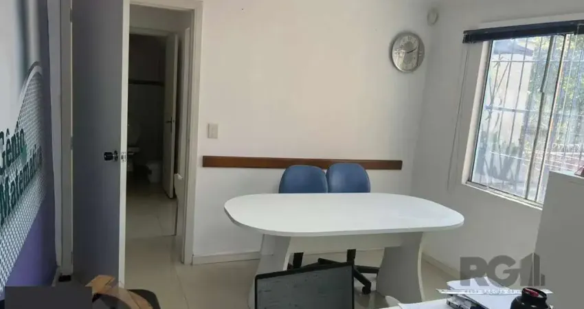 Venda de Loja Comercial com 55 m² - Bairro Independência, Porto Alegre