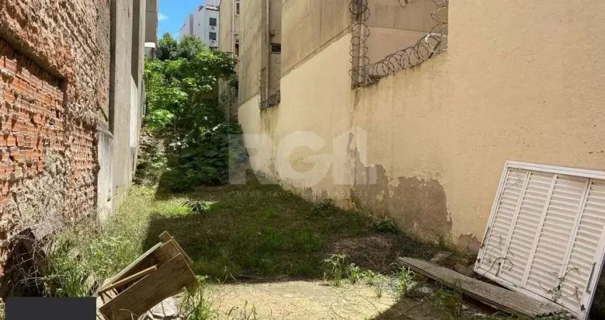 Terreno com projeto aprovado para construção de prédio no Centro Histórico