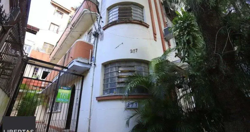 Casa com 3 quartos à venda na Rua Santa Terezinha, 277, Farroupilha, Porto Alegre