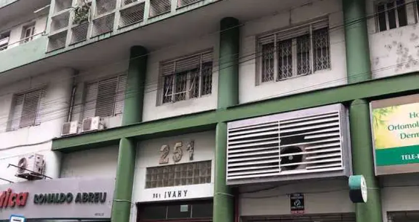 Apartamento com 3 quartos à venda na Rua Jerônimo Coelho, 251, Centro Histórico, Porto Alegre
