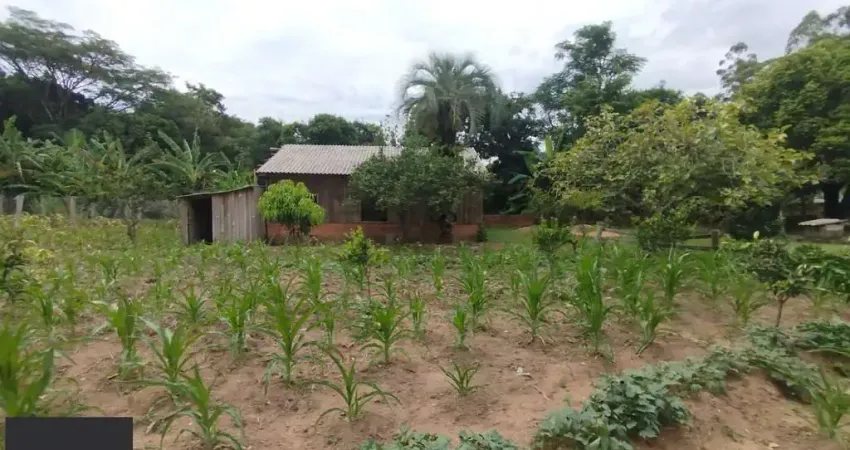 Chácara / sítio com 3 quartos à venda na Rua Dona Mariana, 6373, Restinga, Porto Alegre