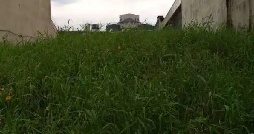 Terreno à venda na Rua Upamaroti, 820, Cristal, Porto Alegre