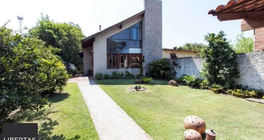 Casa para Venda - 250m², 3 dormitórios, sendo 2 suites, 3 vagas - Ponta Grossa