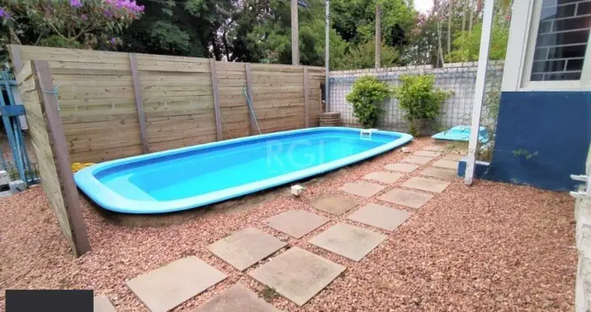 Casa para Venda - 150m², 4 dormitórios, sendo 3 suites, 2 vagas - Jardim Verde