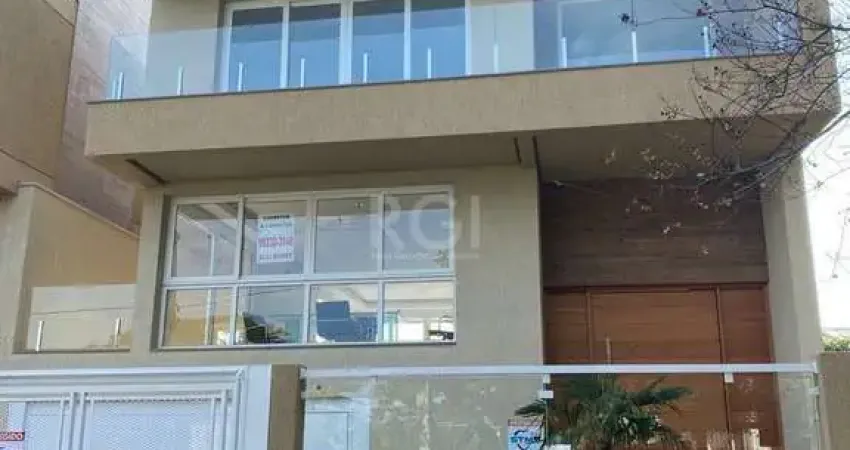 Casa para Venda - 270m², 3 dormitórios, sendo 3 suites, 4 vagas - Vila Assunção