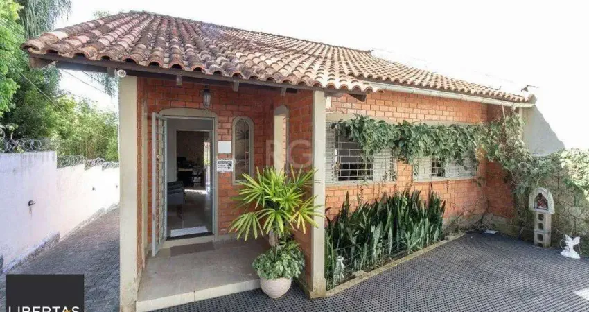 Casa para Venda - 199.62m², 5 dormitórios, 15 vagas - Tristeza