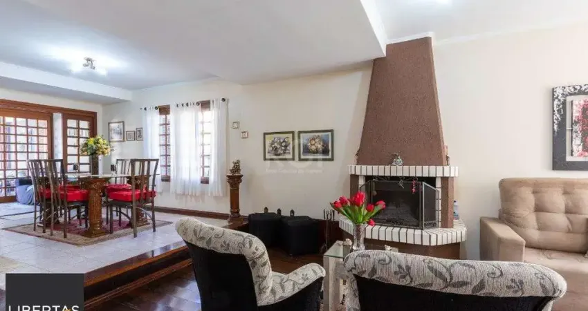 Casa com 4 quartos à venda na Rua Ari Peixoto Martins, 190, Espírito Santo, Porto Alegre