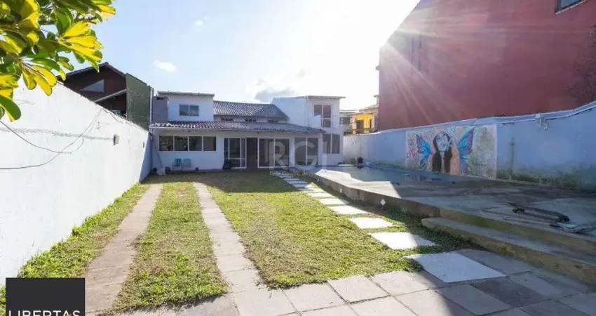 Casa para Venda - 120m², 4 dormitórios, sendo 1 suites, 3 vagas - Serraria