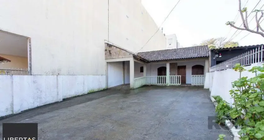 Casa com 3 quartos à venda na Rua Doutor Dias de Carvalho, 256, Tristeza, Porto Alegre