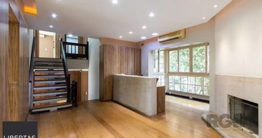 Excelente casa comercial com aproximadamente 300m² de área construída