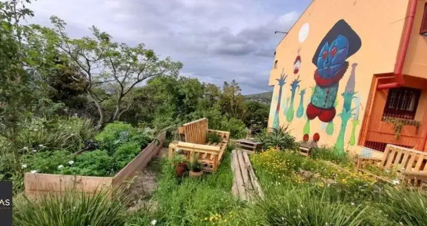 Terreno à venda na Rua Pedro Carneiro Pereira, 40, Teresópolis, Porto Alegre