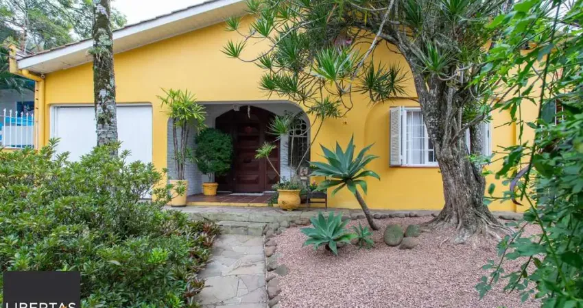 Casa com 5 quartos à venda na Avenida Pereira Passos, 320, Vila Assunção, Porto Alegre